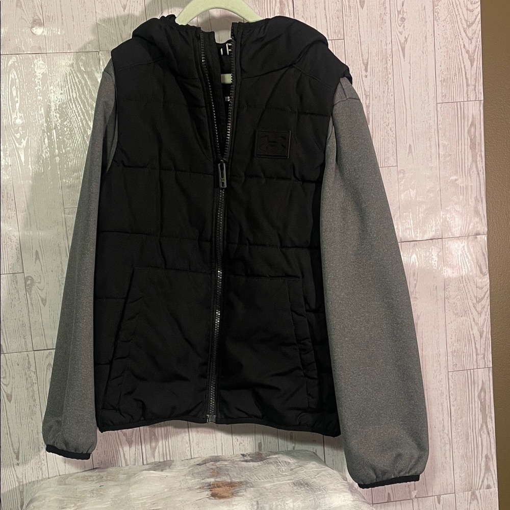 Under Armour Kids Black and Gray Puffer Jacket